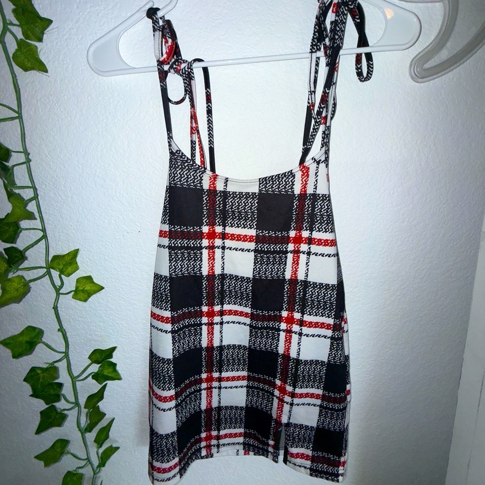SHEIN Plaid Mini Dress – Size M
